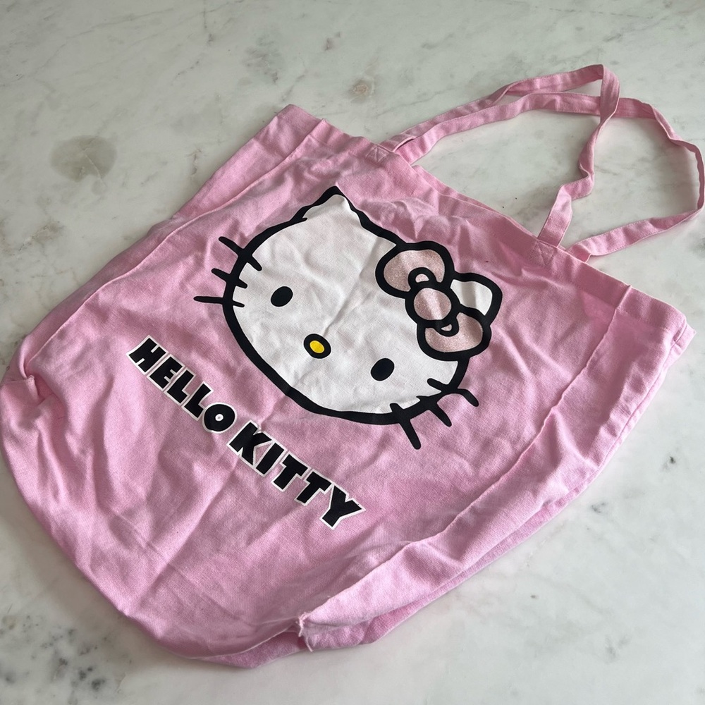 BRAND NEW HELLO KITTY TOTE BAG